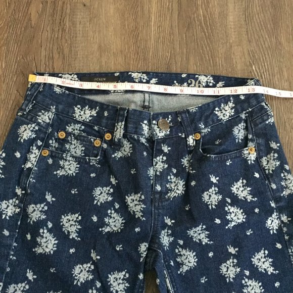 J. Crew Cropped Matchstick Jean in Indigo Floral - Picture 7 of 10